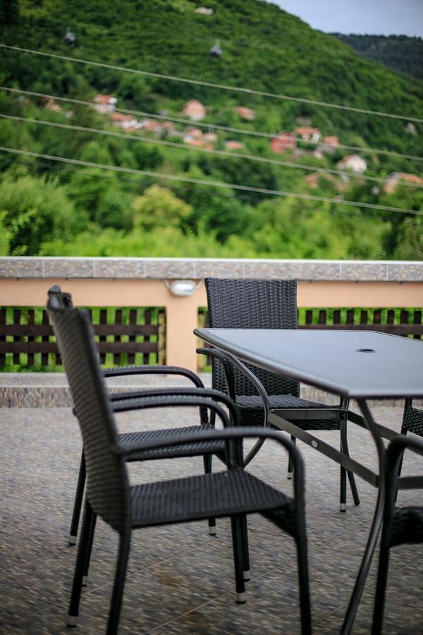 Aisha And Fatih Apartment SJJ